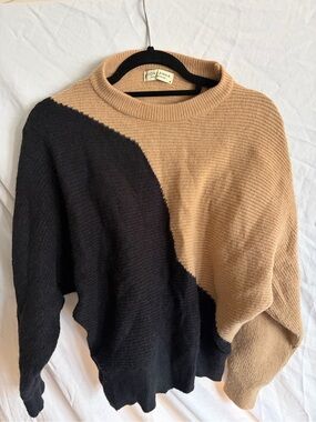 Jon & Anna Black and Tan Wave Colorblock Crewneck Sweater